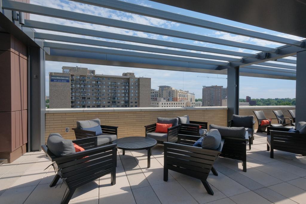 Global Luxury Suites In Downtown ベセスダ エクステリア 写真